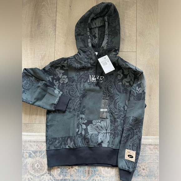Floral patchwork Nike Hoodie - grey and black woman’s size XS - new with tags - Picture 1 of 2